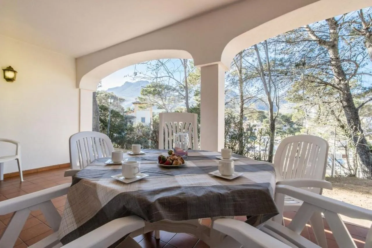 Botana 9 Villa Cala de Sant Vicenc