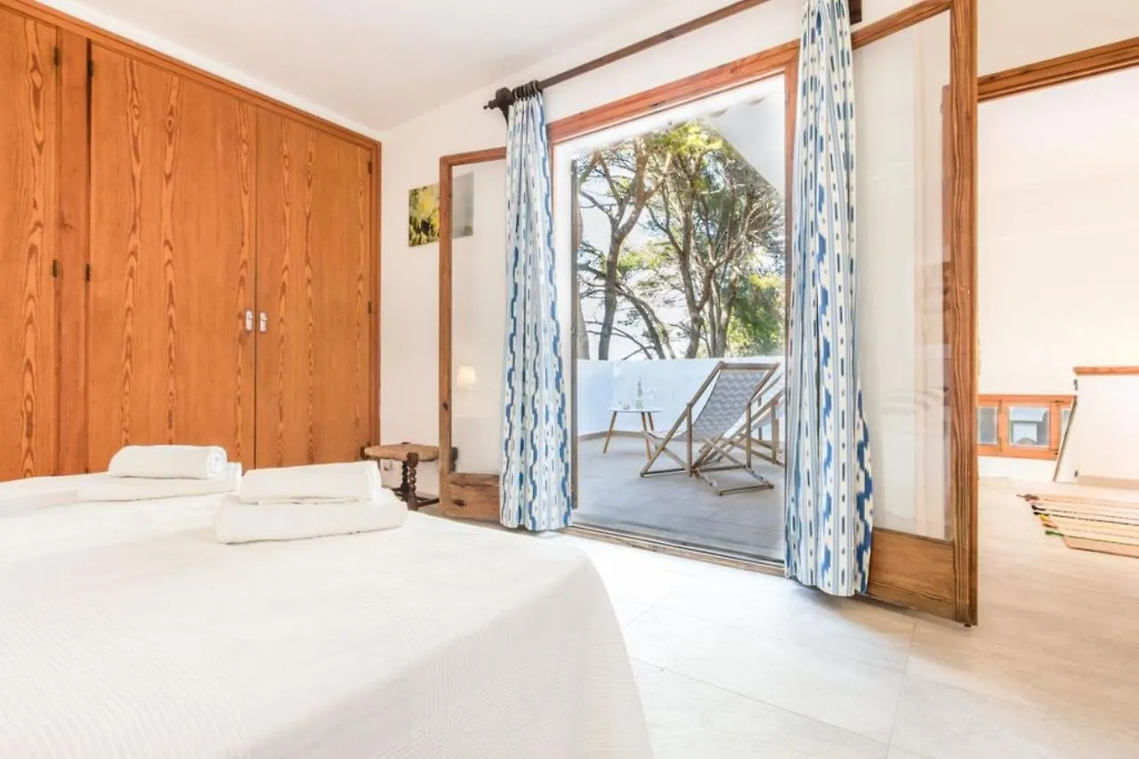 Botana 9 Villa Cala de Sant Vicenc