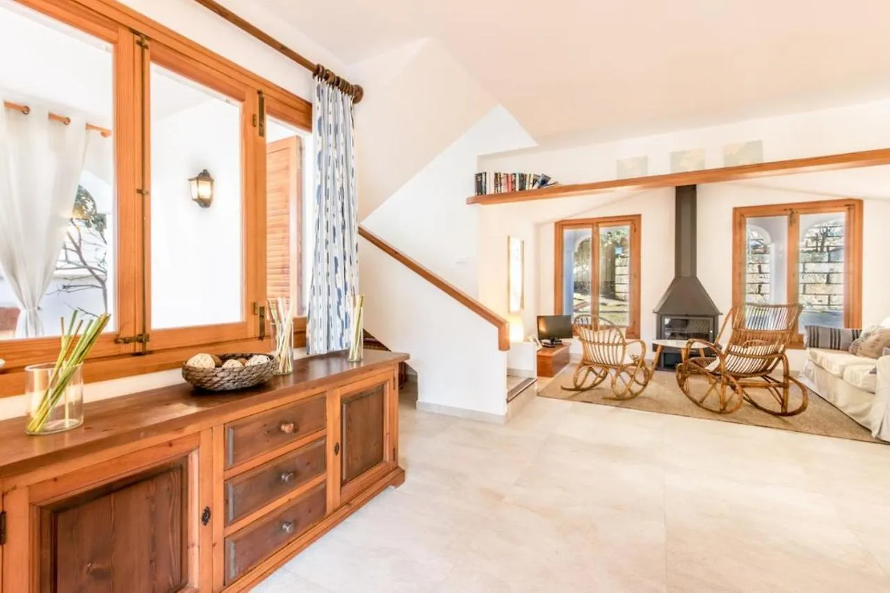 Botana 9 Villa Cala de Sant Vicenc