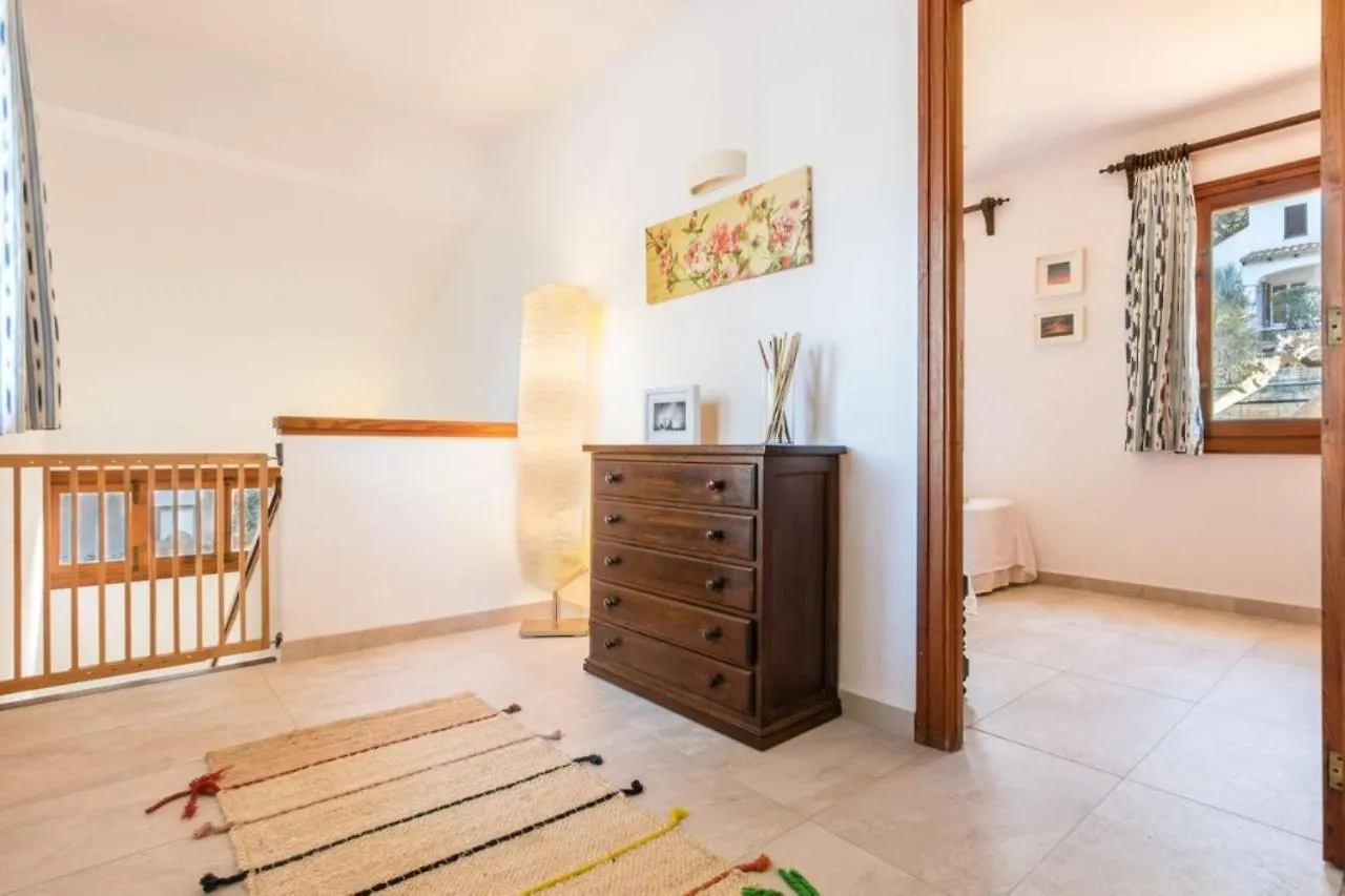 Botana 9 Villa Cala de Sant Vicenc