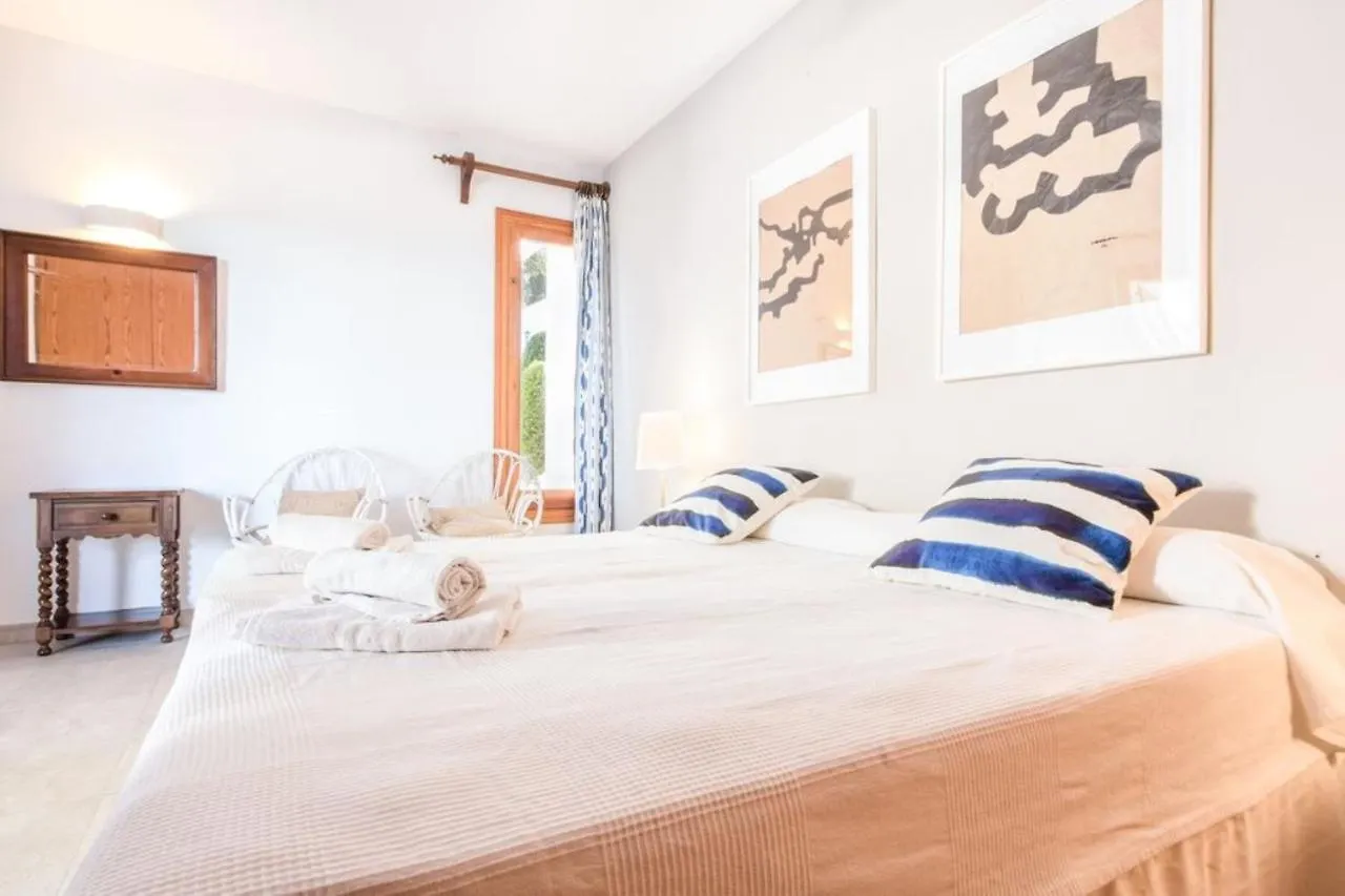 Botana 9 Villa Cala de Sant Vicenc Spanje